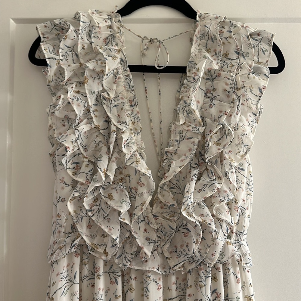 Storia Cream Floral Ruffle Midi Dress - Picture 3 of 5